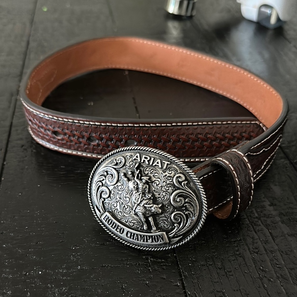Ariat Brown and Silver Leather Belt with Western Flair